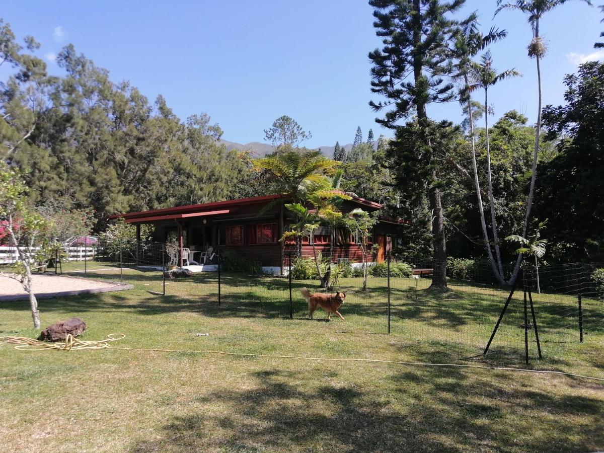 Villa Maison En Bois Au Mont Mou Païta Exterior foto